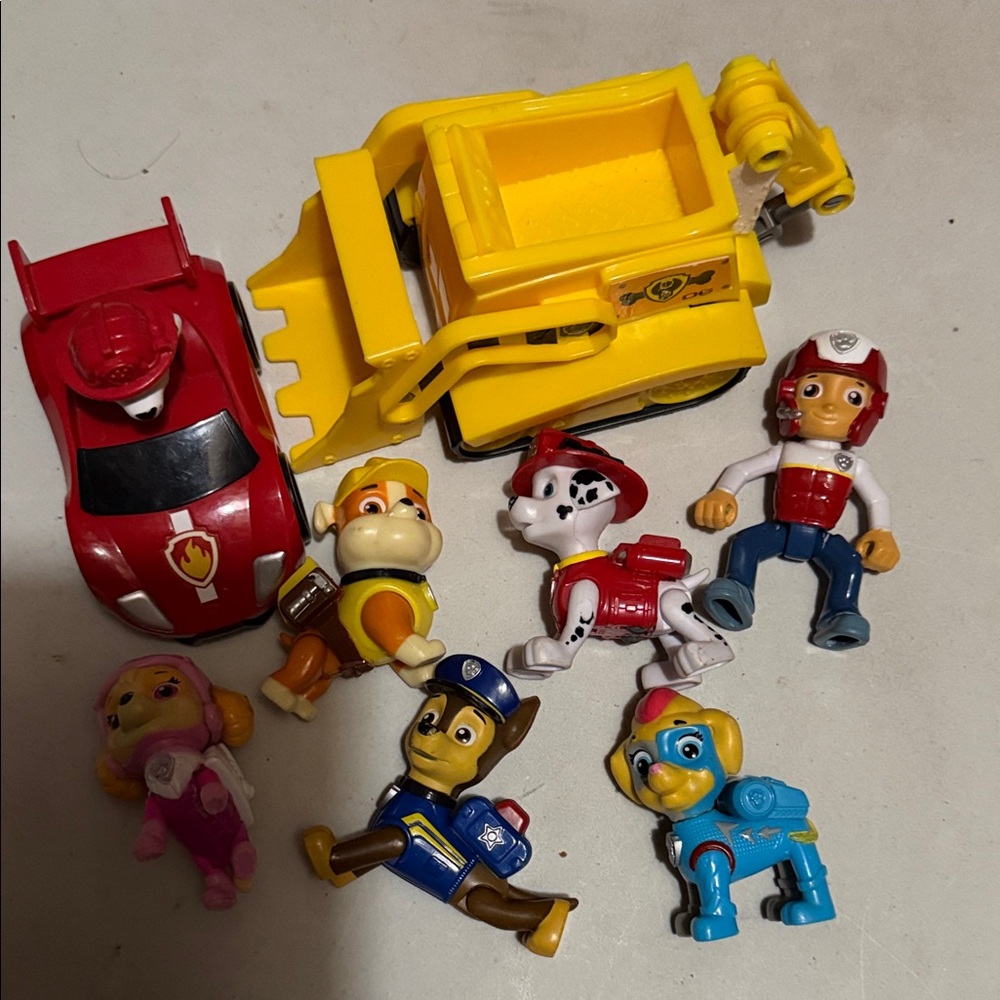 Paw Patrol Action Pack - Red, Yellow, Blue